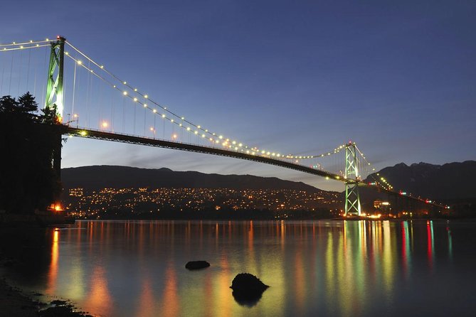 New Year's Eve Dinner Cruise through Vancouver Harbor - Practical details that affect your night