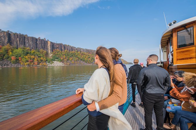 New York Afternoon Fall Foliage Cruise with Lunch - Passing the Little Red Lighthouse