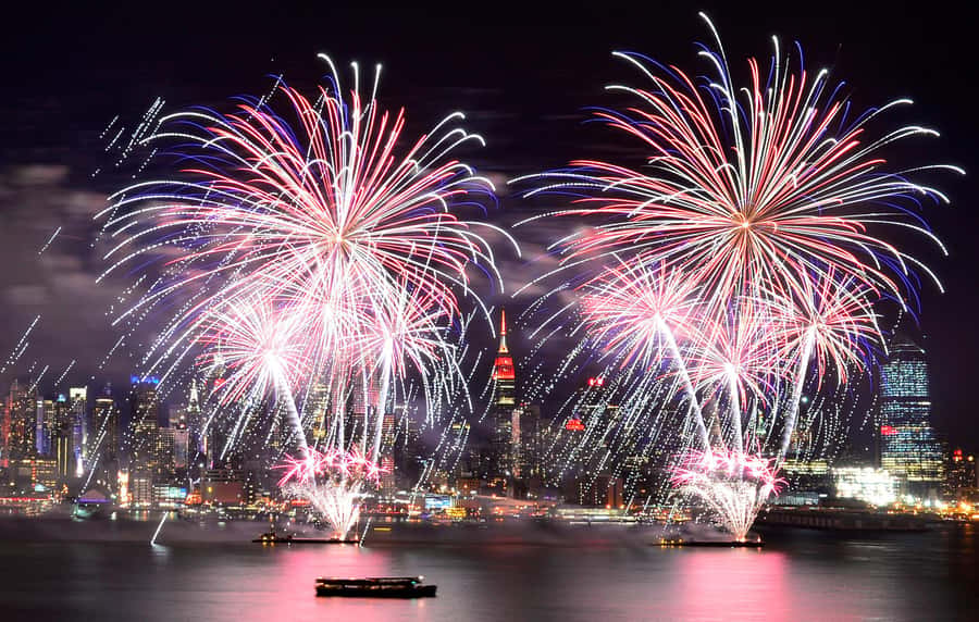 NYC: 4th of July Fireworks Party Cruise with Buffet & Drinks - Getting to Circle Line and handling the boarding