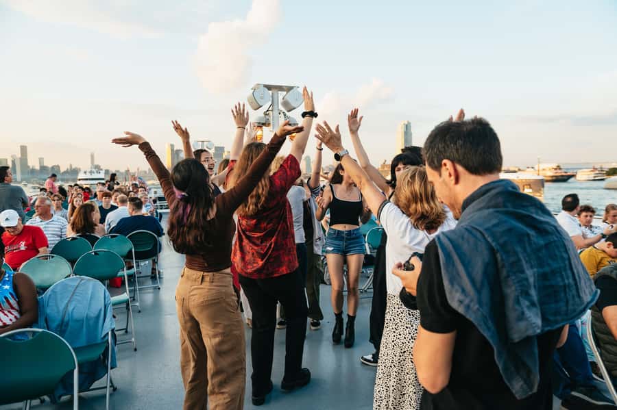 NYC: 4th of July Fireworks Party Cruise with Buffet & Drinks - What the buffet is really like