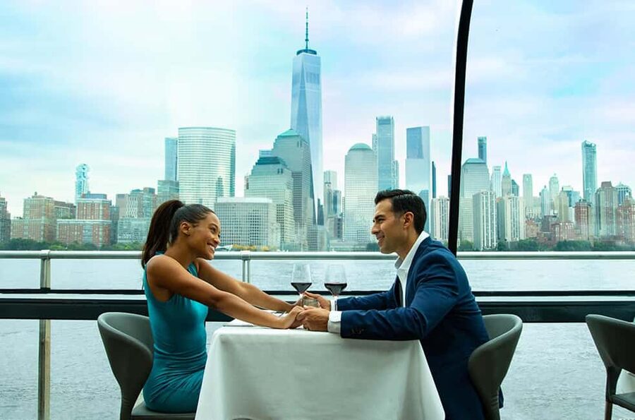 NYC: City Cruises Luxury Brunch, Lunch or Dinner Cruise - The Brooklyn, Manhattan, and Williamsburg bridges
