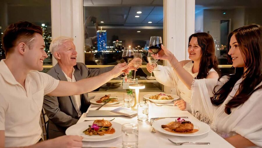 NYC: Manhattan Skyline Dining Cruise - Why the harbor looks best after sunset
