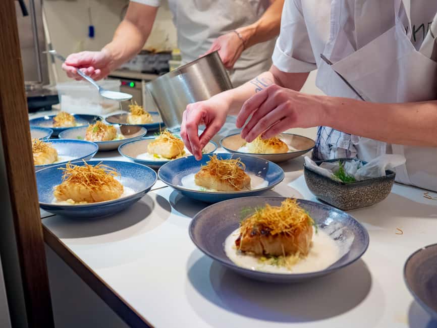 Oslo: 3-course Dinner Cruise in the Oslofjord - Why this cruise works best at sunset