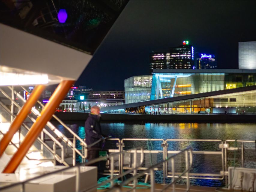 Oslo: 3-course Dinner Cruise in the Oslofjord - Service, atmosphere, and the quiet-boat advantage