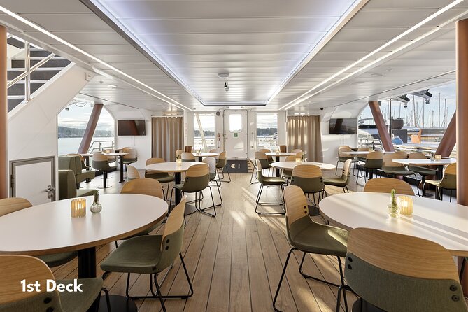 Oslo fjord 3-Course Dinner Cruise with Live Music - Service, seating, and the pace of the evening