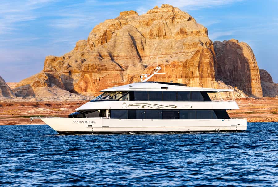Page: Wahweap Bay Canyon Princess Yacht Dinner Cruise - What the two-hour route gives you