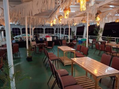 Panaji: Dinner Cruise with Drinks and Live Entertainment