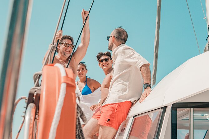 Panormo: Luxury Catamaran Cruise with Lunch & Open Bar - The return sail across sparkling blue water