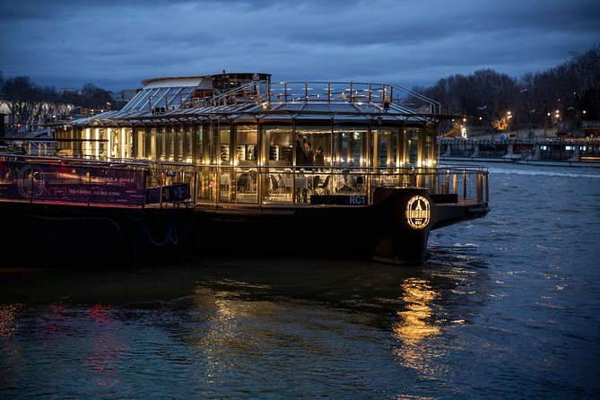 Paris at the First Lodges - Ducasse sur Seine dinner cruise - The Louvre and Place de la Concorde