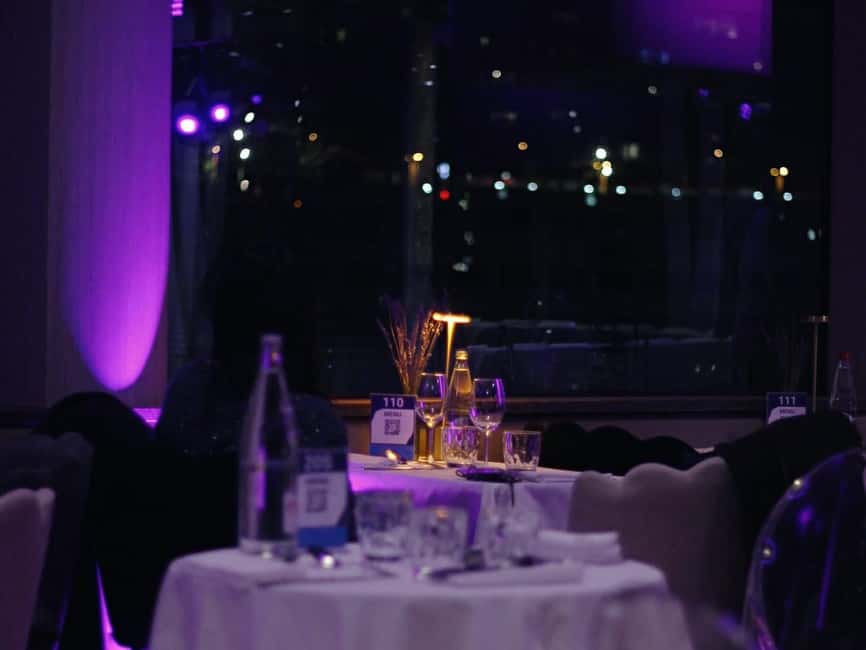 Paris: Bastille Day Fireworks Dinner Cruise with Drinks - The 8 pm Seine departure
