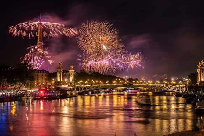 Paris Bastille Day Seine River Dinner Cruise with Fireworks - Key points to know before booking