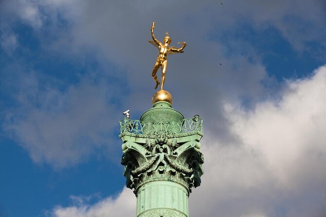 Paris Bateaux Mouches Special Bastille Day Dinner Cruise - Bastille Day from a Parisian riverboat