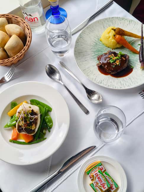 Paris : Bistronomic early dinner cruise - The three-course bistro menu