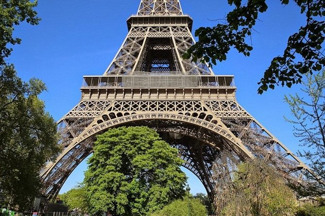 Paris by Rail with Sightseeing Bus and River Seine Lunch Cruise - Champs-Élysées, Place de la Concorde, and the Arc de Triomphe