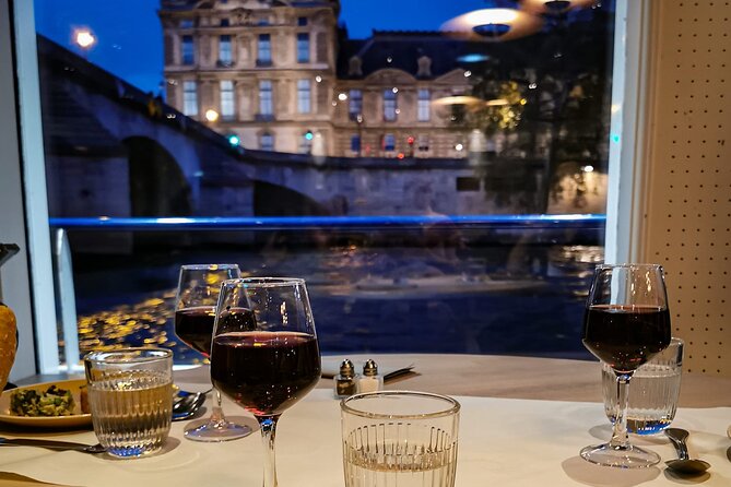 Paris Capitaine Fracasse 3 Course Seine River Dinner Cruise - Is $68.48 good value?