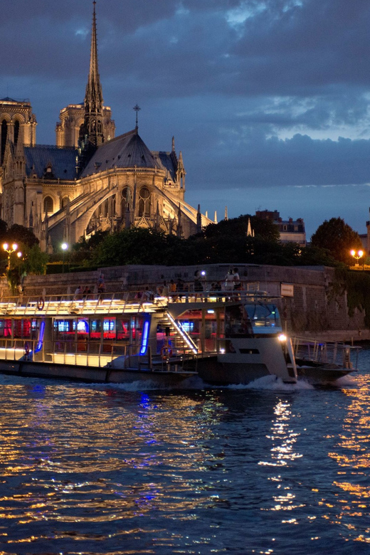 Paris: Eiffel Tower, Dinner Cruise and Moulin Rouge Show - Dinner at the Eiffel Tower as an alternate format