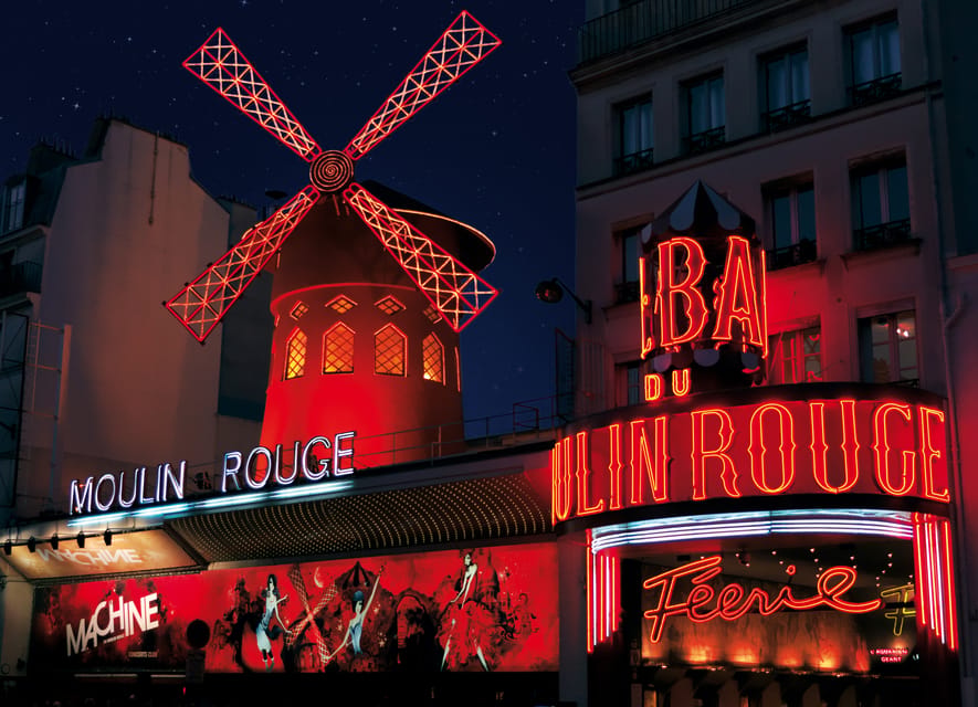 Paris: Eiffel Tower, Dinner Cruise and Moulin Rouge Show - What to wear and what to carry