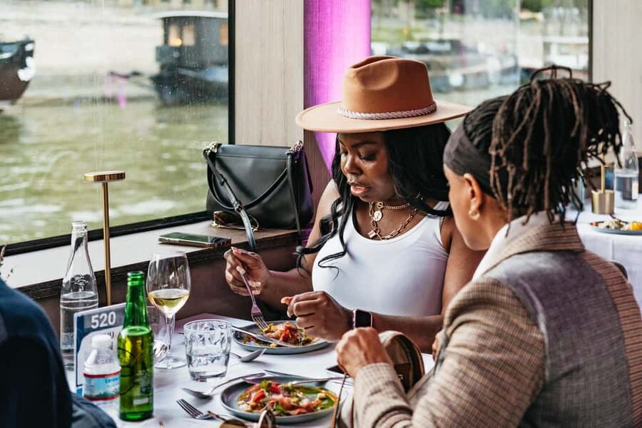 Paris: Gourmet Dinner Cruise on Seine River with Live Music - Dinner: seasonal French cooking with limited choices
