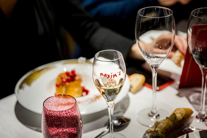 Paris Seine River Dinner Cruise by Maxim's with Champagne & Music - How long the cruise really lasts