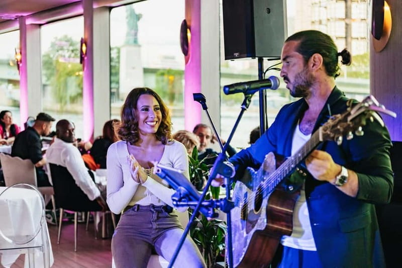 Paris: Seine river Dinner Cruise with 3-Course Gourmet Menu - Who should book this Seine cruise?