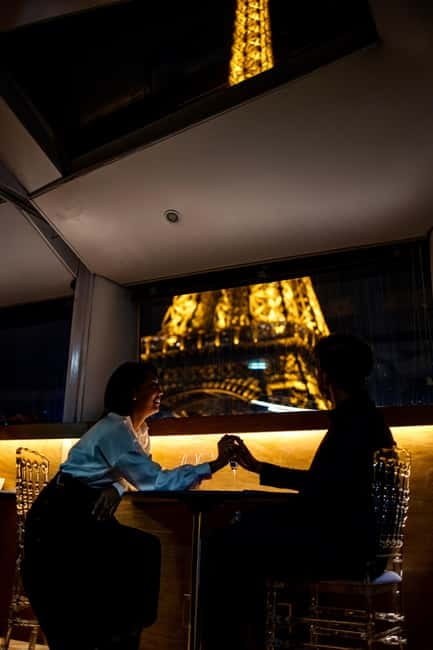 Paris: Seine River Dinner Cruise with Live Music - Who will enjoy this Seine dinner cruise?