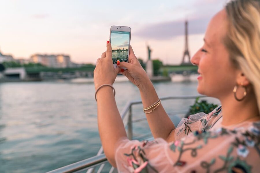 Paris: Seine River Sightseeing Cruise by Bateaux Mouches - Why a Seine cruise works so well in Paris