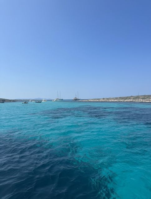 Paroikia: Despotiko & Blue Lagoon Cruise with Meal & Drinks - Antiparos, Despotiko, and the pleasure of moving by sea