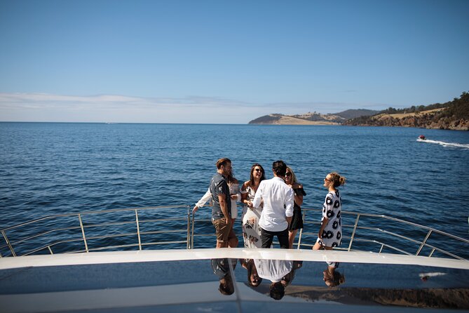 Peppermint Bay Cruise & Lunch - Service on the boat and at the restaurant
