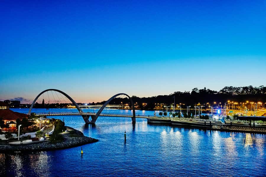 Perth: Swan River Dinner Cruise - Key points to know before boarding
