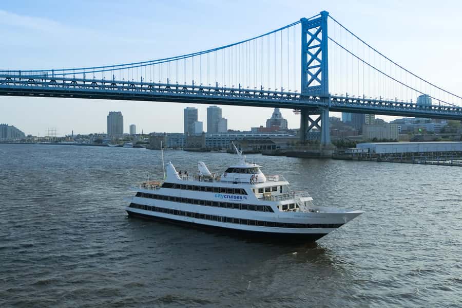 Philadelphia: Buffet Brunch, Lunch, or Dinner Cruise - Boarding at Penn’s Landing