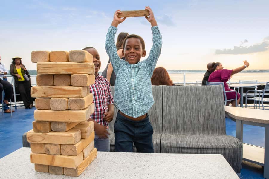 Philadelphia: Buffet Brunch, Lunch, or Dinner Cruise - How much value do you get for $68?