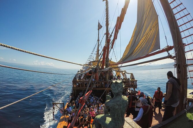Pirate Ship Premium Dinner Cruise with Show - A pirate night built around the bay