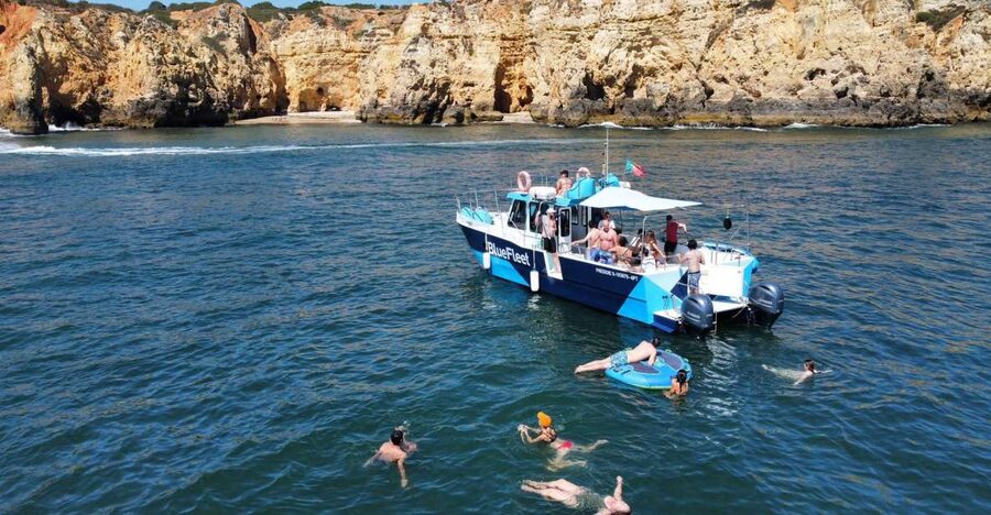 Ponta da Piedade: Half-Day Cruise with Lunch from Lagos - Lunch on the boat