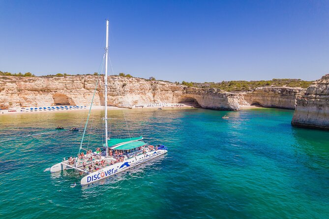 Portimao: Brunch and Benagil Caves - The beaches and cliffs between Portimao and Benagil