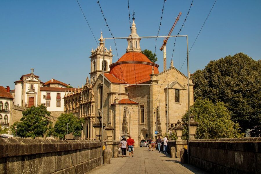 Porto: Douro Valley History & Wine Tour with Cruise & Lunch - Pinhão by Rabelo boat