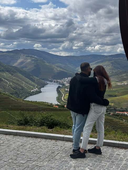 Porto: Premium Douro Valley Small-Group Tour, Cruise & Lunch - What the $159 price includes