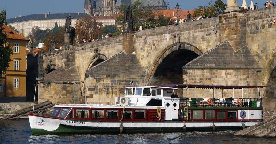 Prague: 2-Hour Lunch Cruise on the Vltava River - A river-level view of Prague’s grandest sights