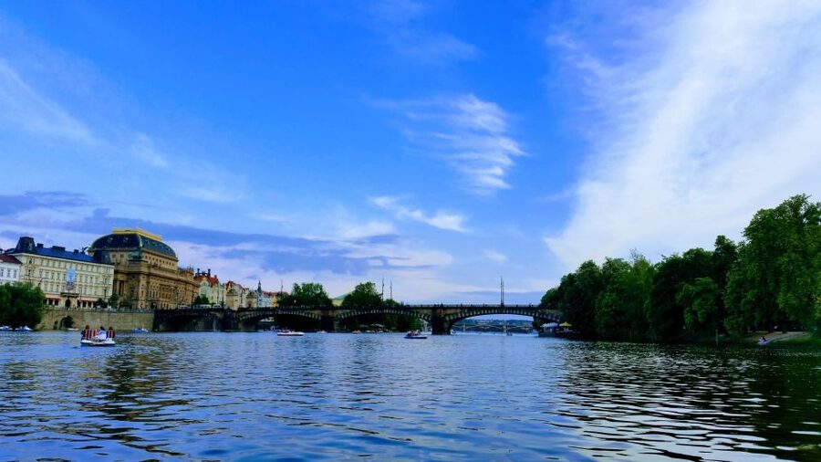 Prague: 2-Hour Lunch Cruise on the Vltava River - How good is the $57 value?