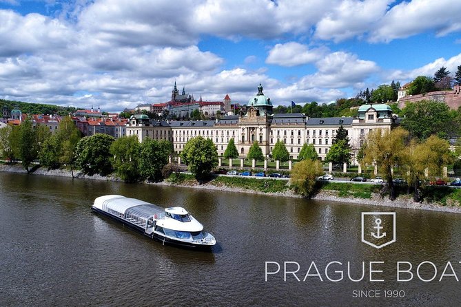 Prague Boats 2-hour Lunch Cruise - Food quality, quantity, and value