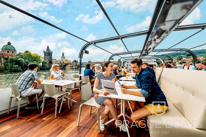 Prague Boats 3-hour Dinner Cruise - Boarding at 7 p.m. on Dvořákovo nábř.