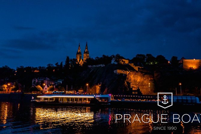 Prague Boats 3-hours Crystal Dinner Cruise - Who should book this cruise?