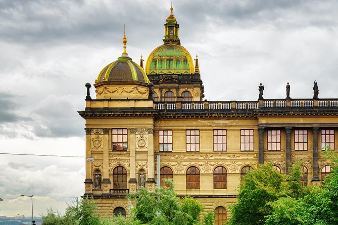 Prague: Bus Tour, Walking Tour, River Cruise and Lunch - Old Town Square, the Jewish Quarter, and Wenceslas Square