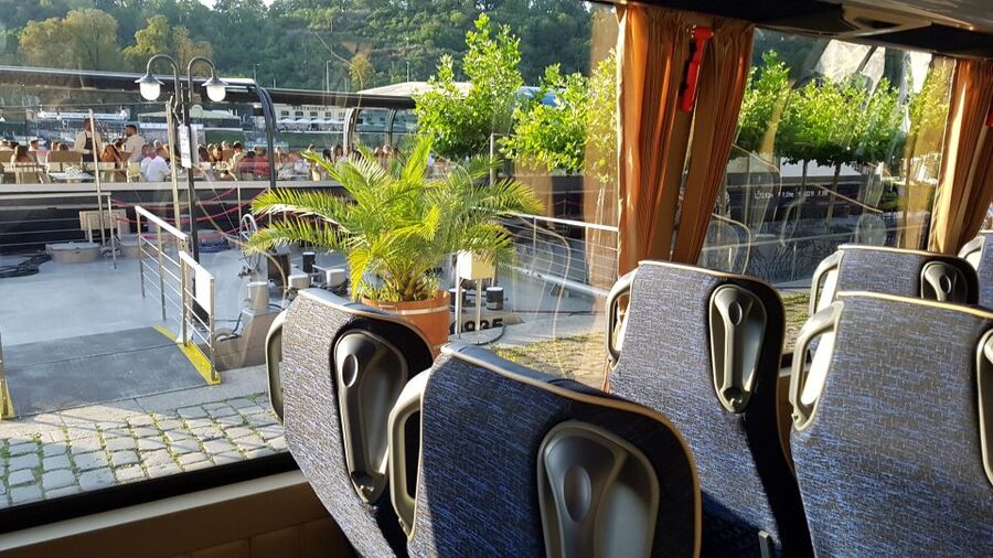 Prague: City Tour and Dinner Cruise with Hotel Pickup - Should you book the Prague city tour and dinner cruise?