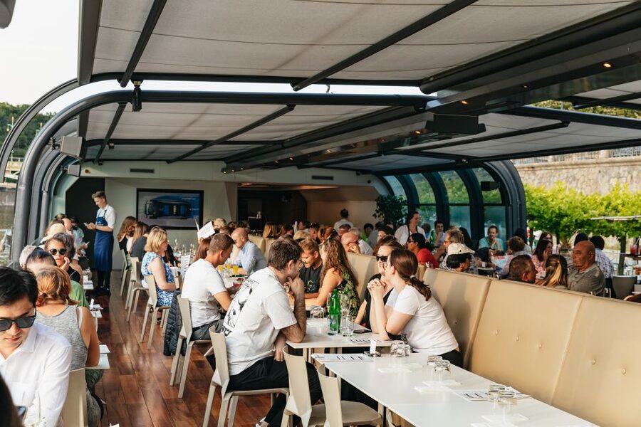 Prague: Sightseeing Dinner Cruise on Open-Top Glass Boat - The Route: Prague Castle to Charles Bridge