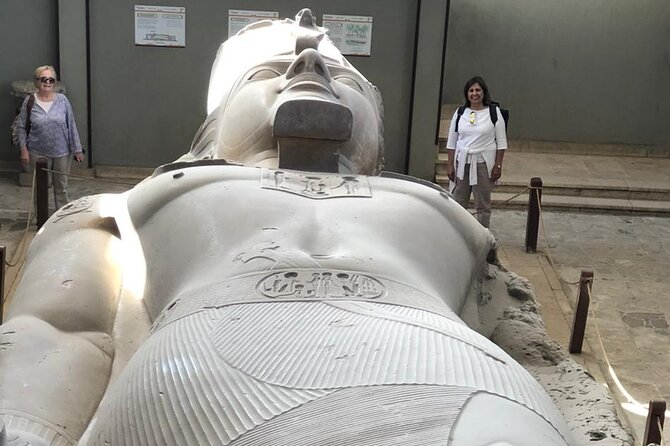 Privat tour:Giza Pyramids, lunch ,Saqqara,Memphise, Dinner Cruise - Giza: the big arrival at the pyramids