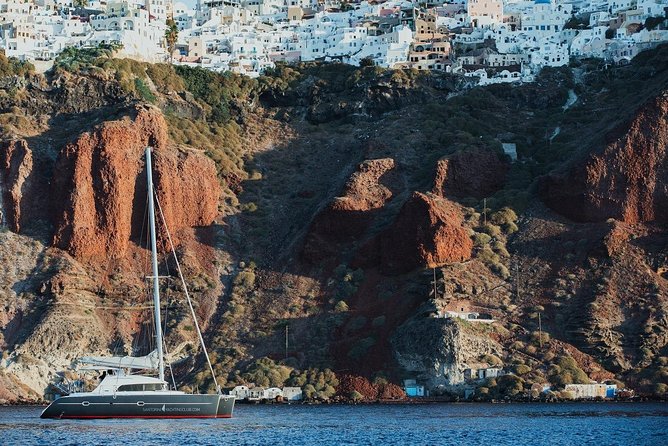 Private Beautiful Day or Romantic Sunset Cruise with Meal and Drinks - Drinks, snacks, and comfort on board
