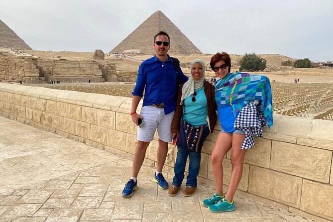 Private Day Tour to Giza and Cairo with Felucca and Dinner Cruise - Dinner on the Nile with two kinds of entertainment