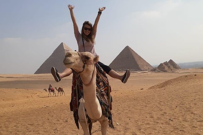 Private Full-Day Cairo Tour Including Giza, Solar Boat Museum, Felucca, and Nile Dinner Cruise - The Sphinx and Valley Temple add the human face