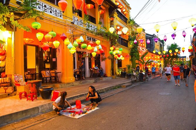 Private Hoi An Bike, Thu Bon River Cruise & Dinner Experience - From Hoi An Post Office to the country lanes