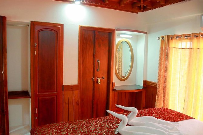 Private Kerala Backwaters Houseboat Cruise with Lunch from Kochi - Leaving Kochi for Kerala’s water country